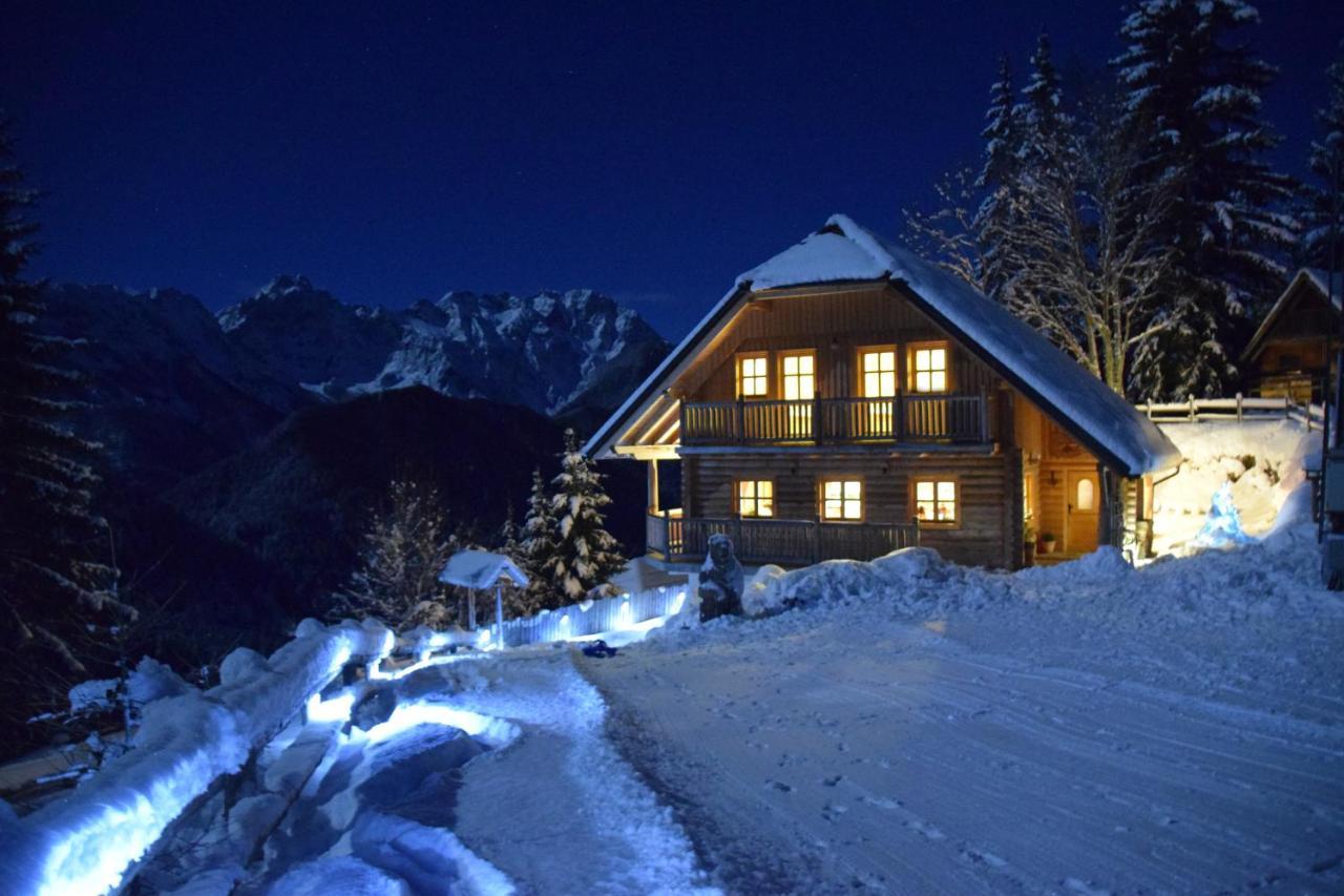 Holiday Chalet "Alpine Dreams" With Private Wellness Solcava Bagian luar foto